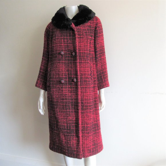 Vintage Red and Black Wool Tweed Coat with Beaver Collar - Picture 3 of 8